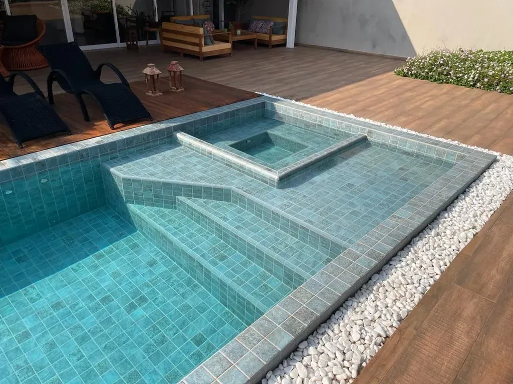 Elegance Diamond fiberglass pool