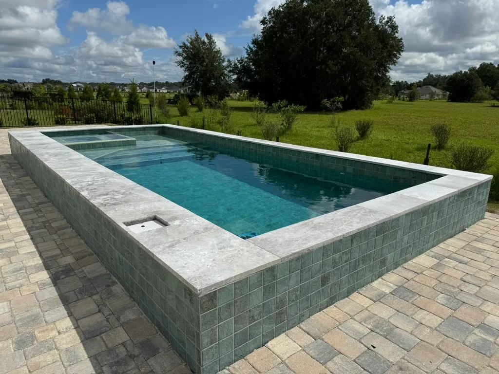 Elegance Escada fiberglass pool