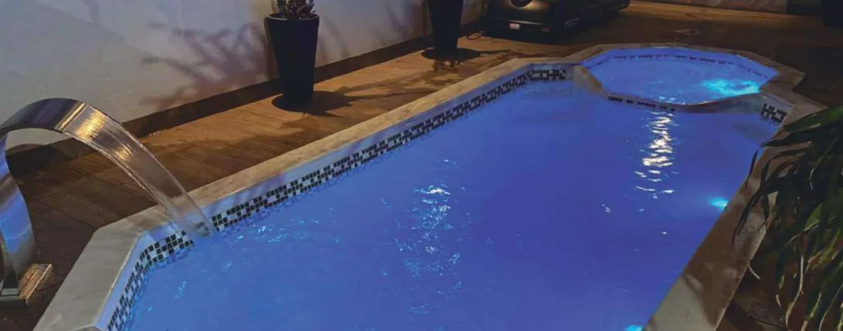 Exclusive Florença fiberglass pool installed