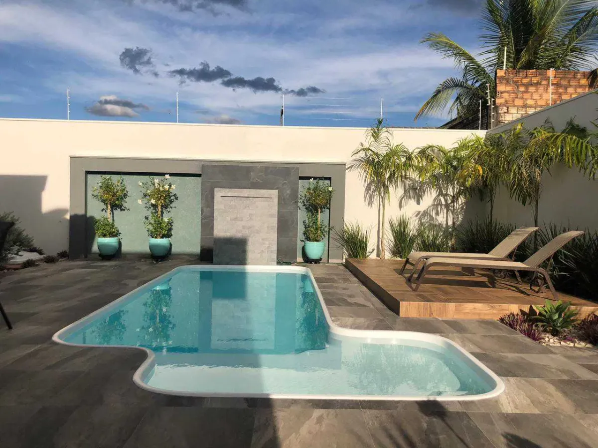 Kisol Havai fiberglass pool