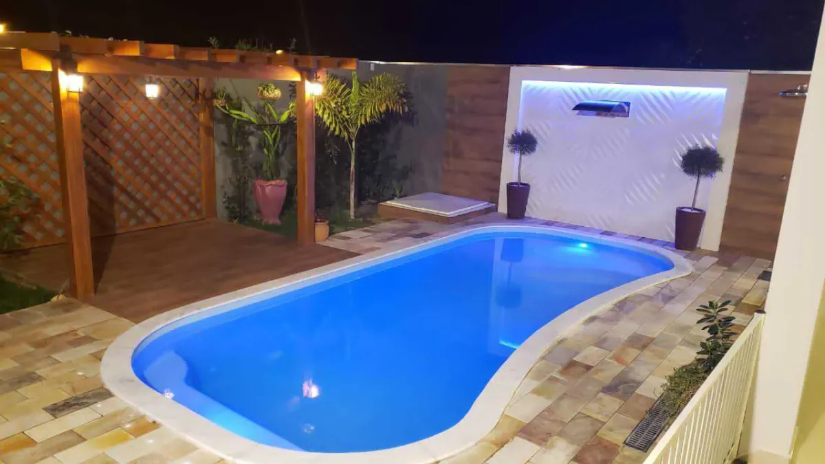 Kisol Master fiberglass pool — installed view